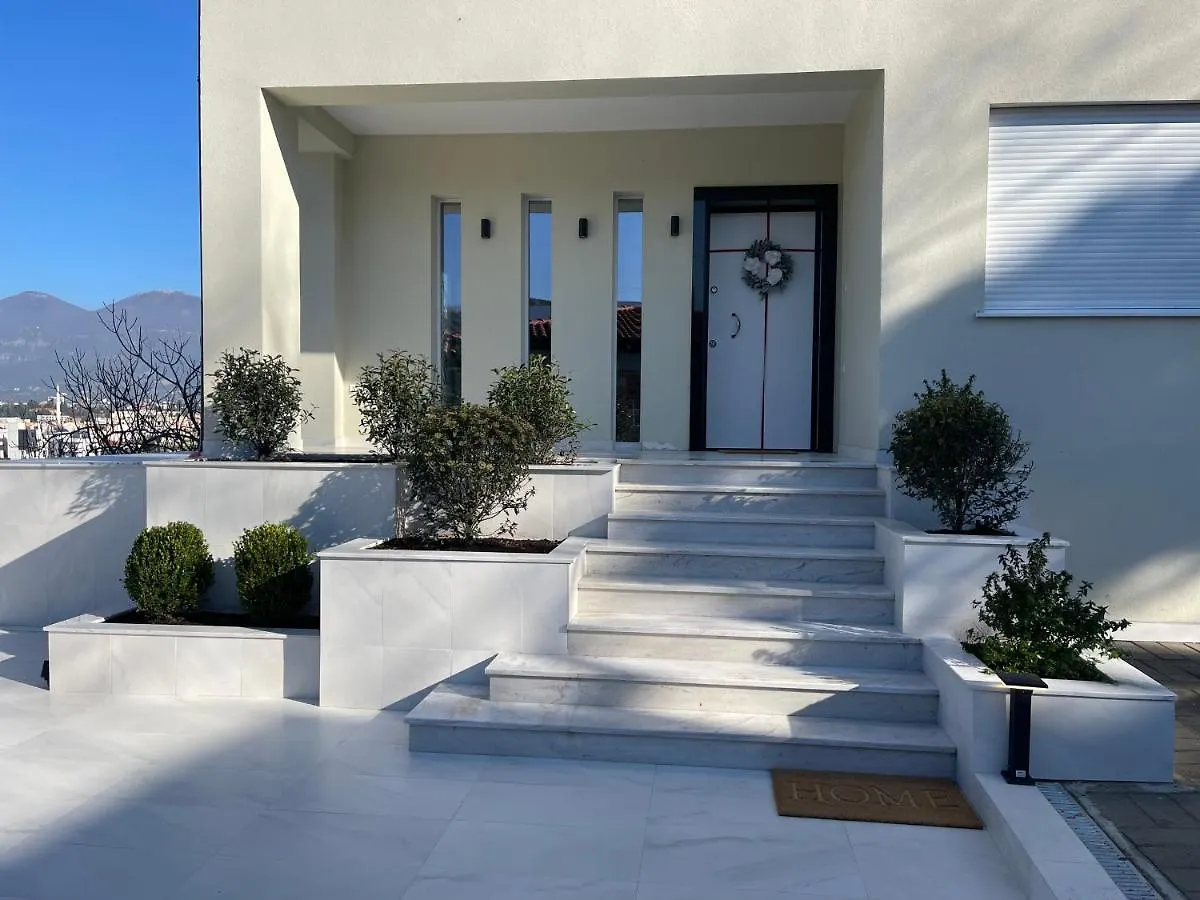 Villa 22 Тирана