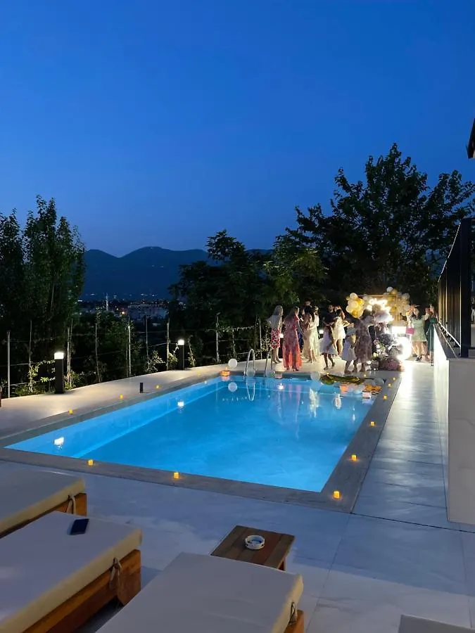 Villa 22 Тирана